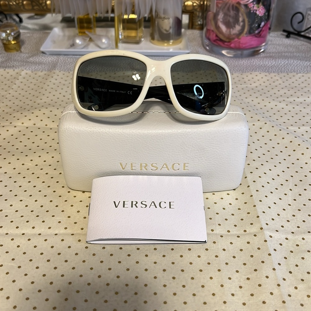 Versace Sunglasses With Hard Case, Microfiber Clo… - image 4